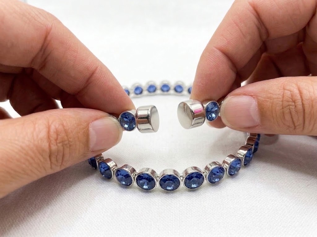 blue-bracelet.jpg