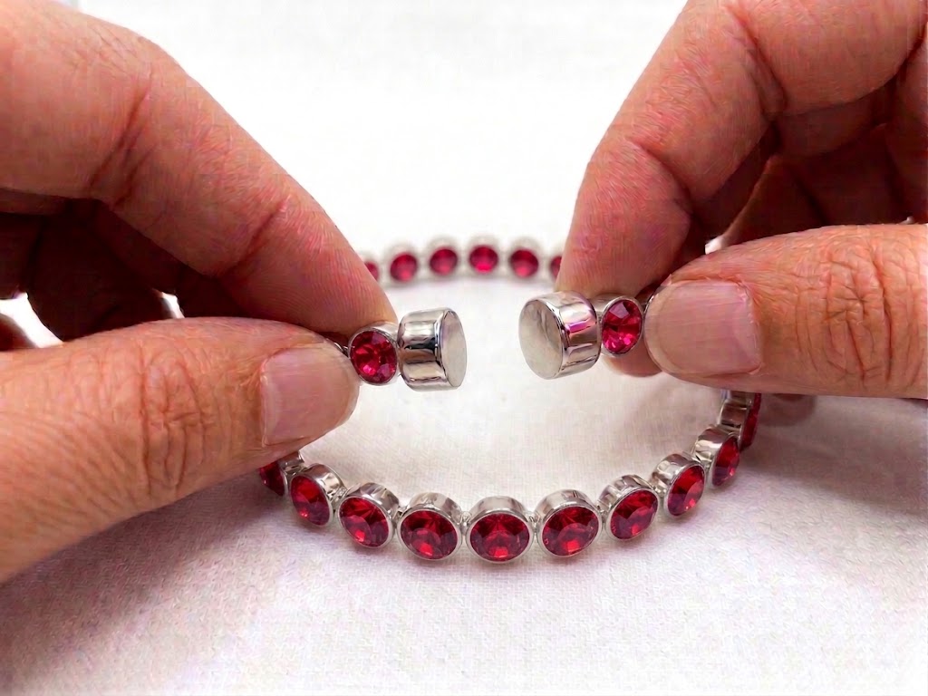 red-bracelet.jpg