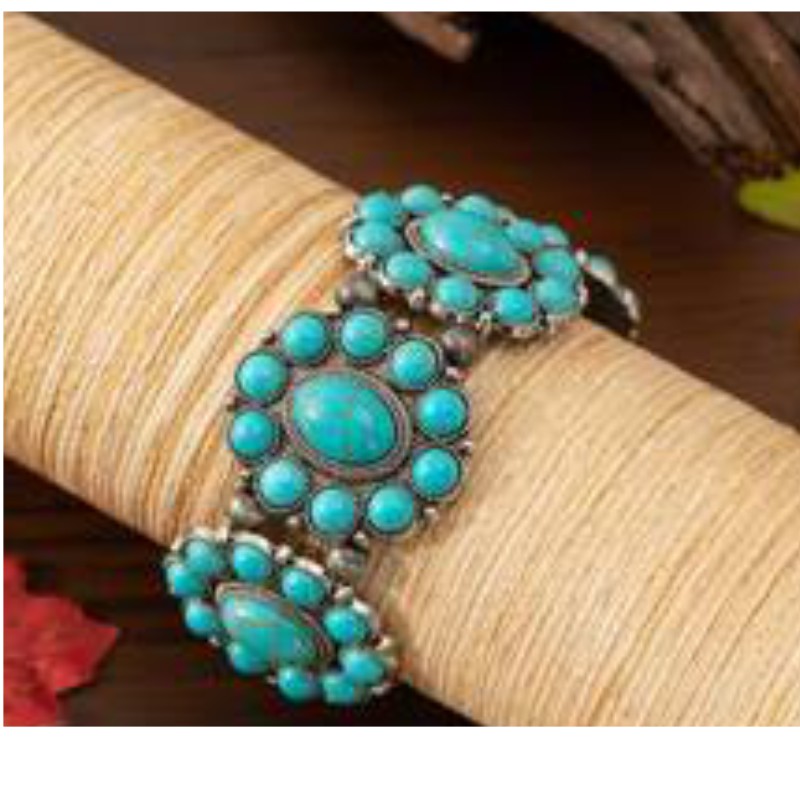 turquise-concho-bracelet.jpg